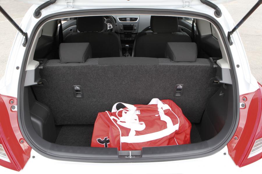  Suzuki Swift Sport 2012 года  (фото 21 из 66)